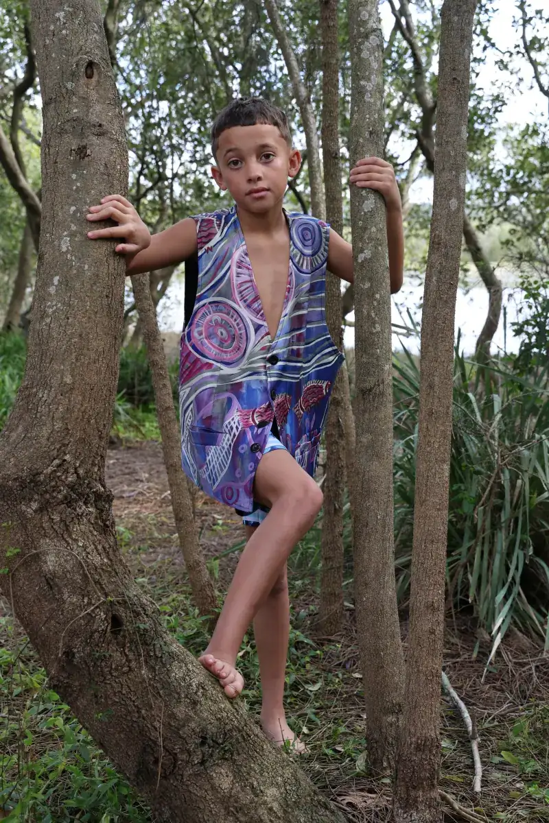 Men’s Storylines Vest — Midnight Dreaming (view 2)